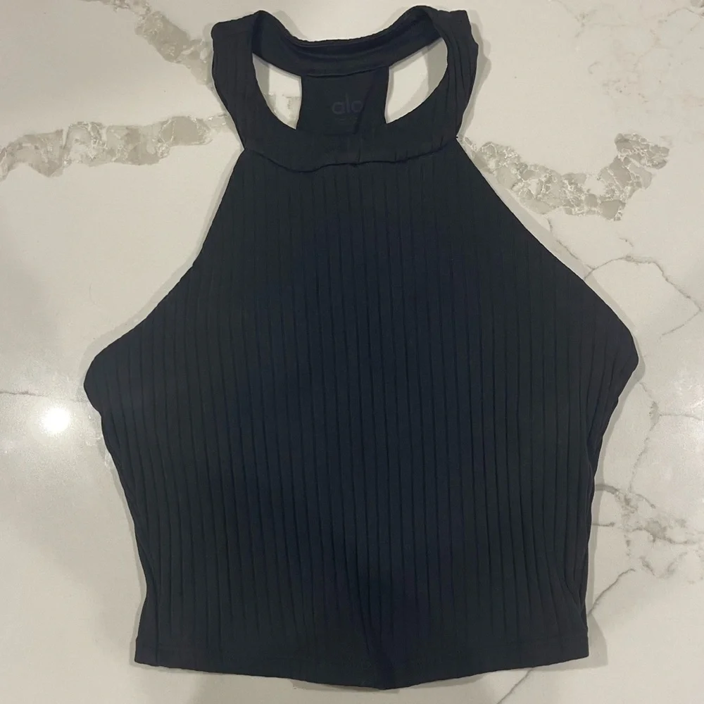 Like-new ALO Unite Rib-Knit Cropped Bra Tank - XS - Picture 2 of 6